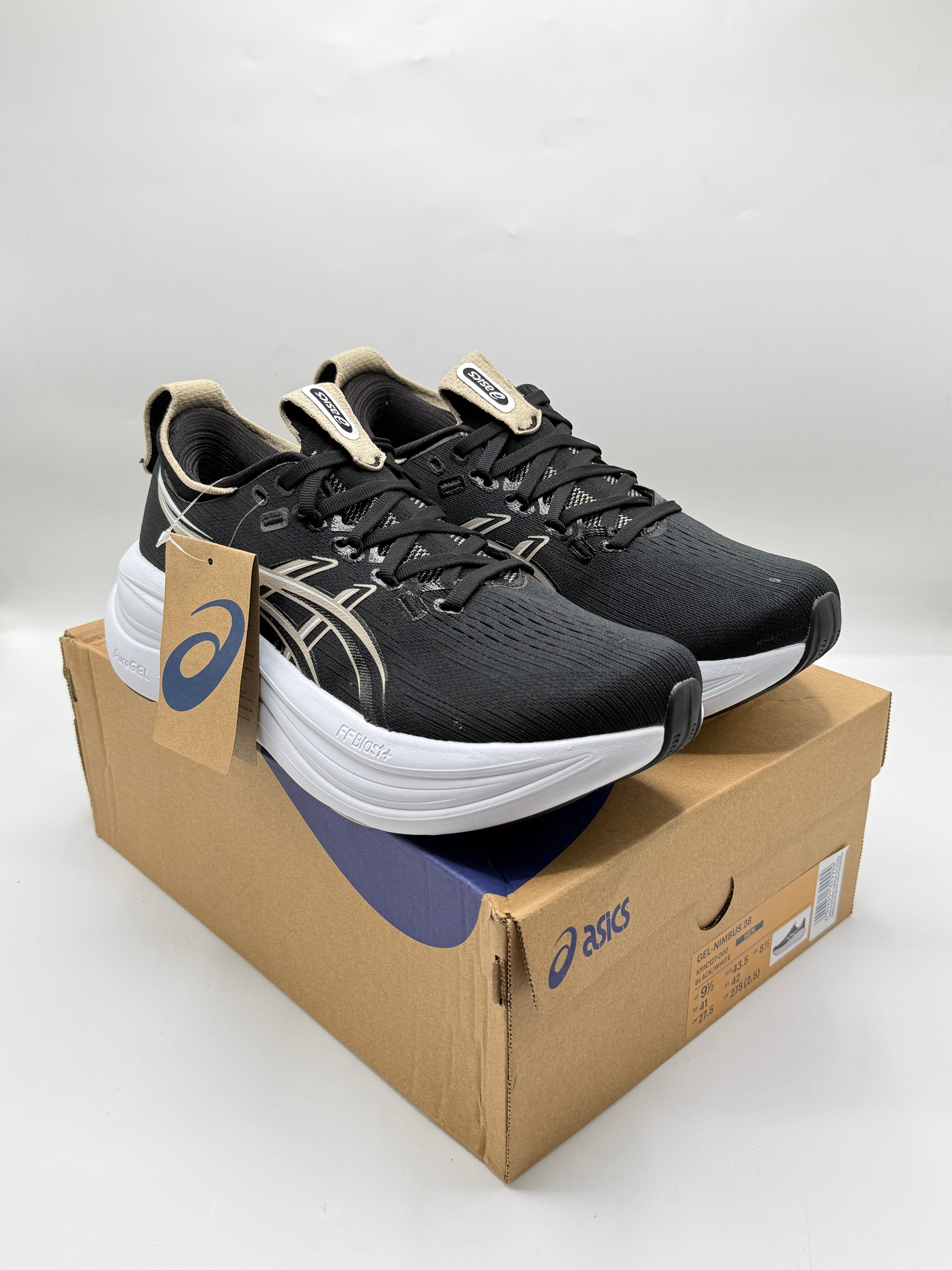 ASICS nimbus 28