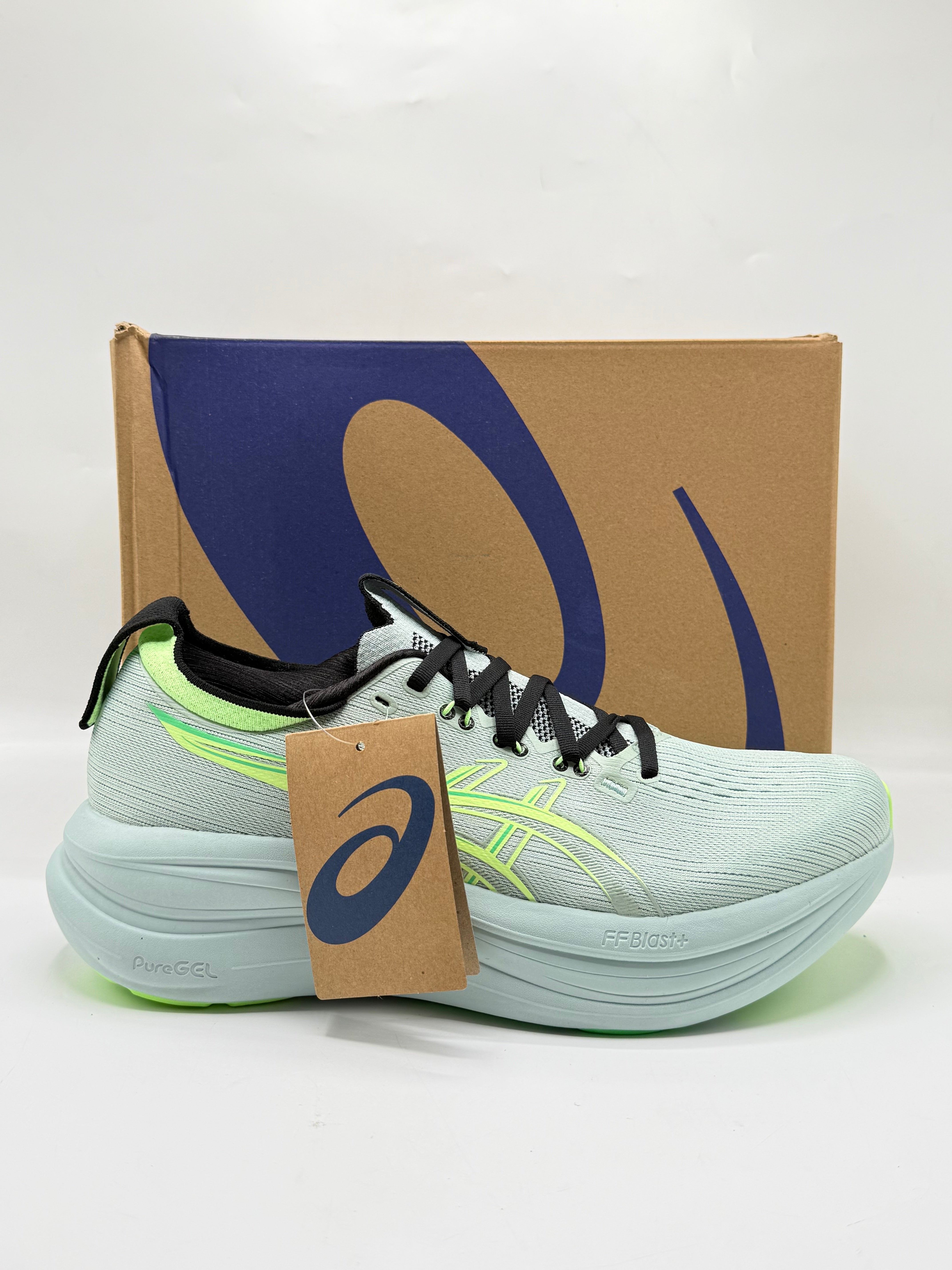 ASICS nimbus 28
