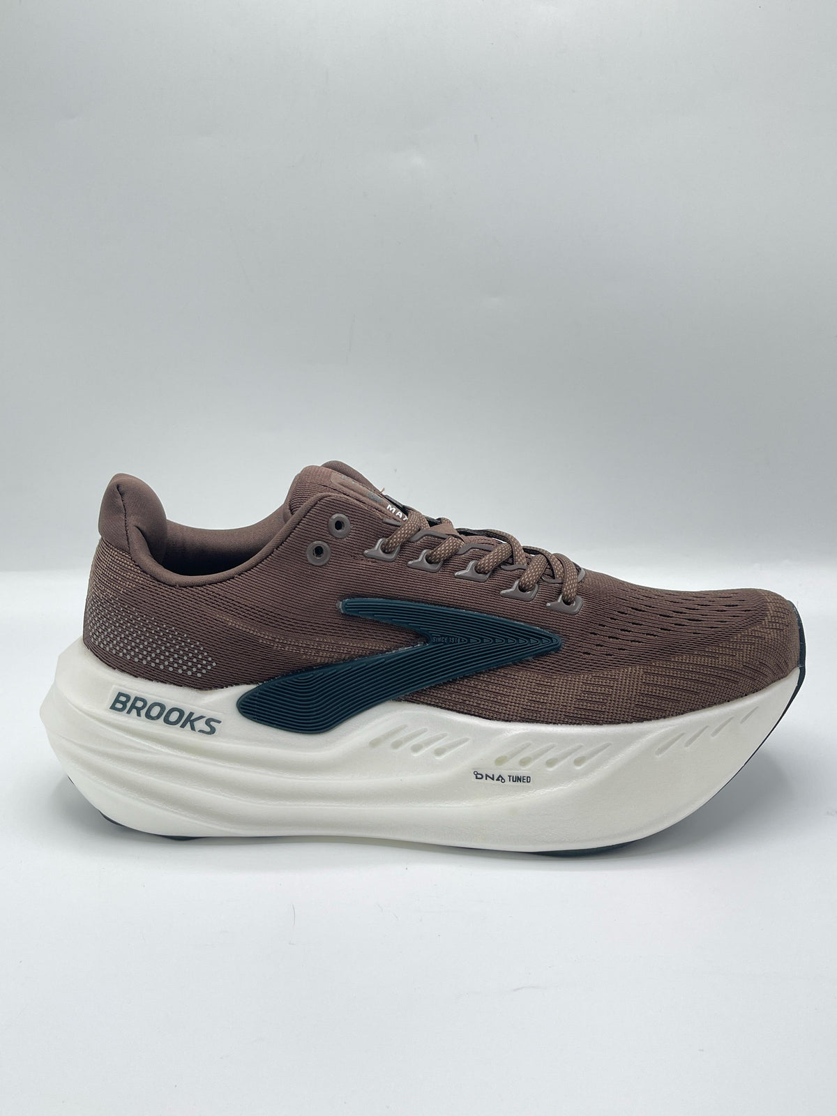 BROOKS brand leftover
