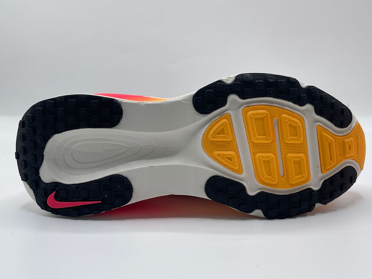 NIKE VOMERO 18 brand leftover