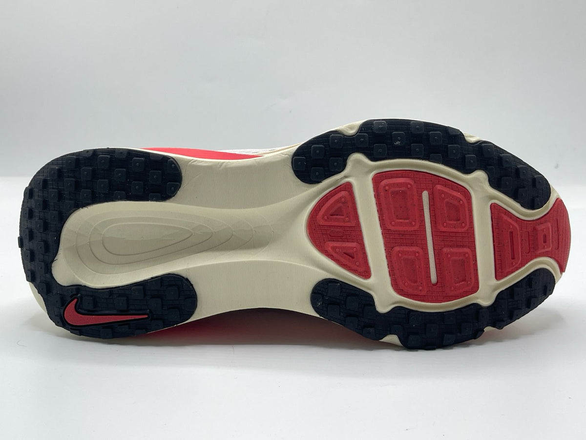NIKE VOMERO 18 brand leftover
