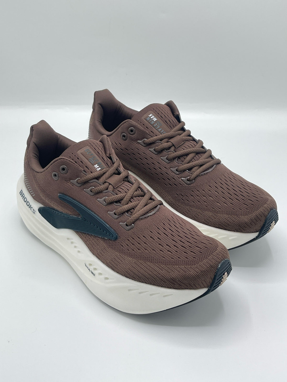BROOKS brand leftover