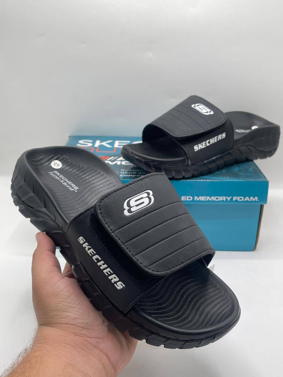 BRANDED SLIPPERS