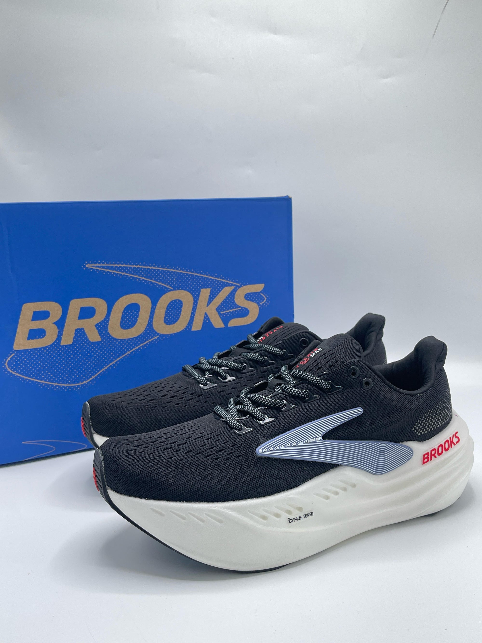 BROOKS